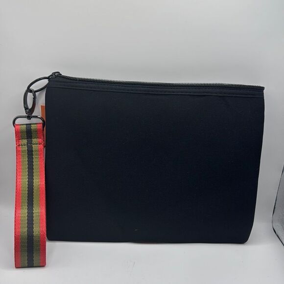 Haute shore neoprene wristlet - Picture 4 of 6